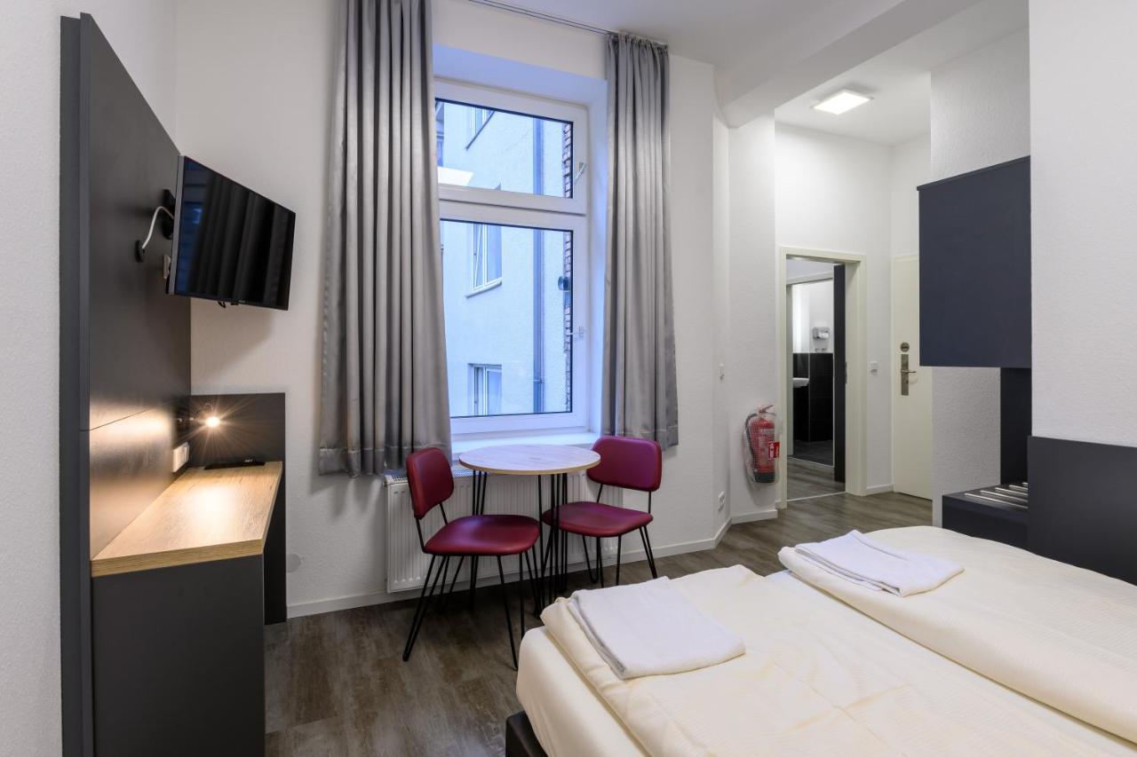 Royale Apartaments Central City โคโลญ ภายนอก รูปภาพ