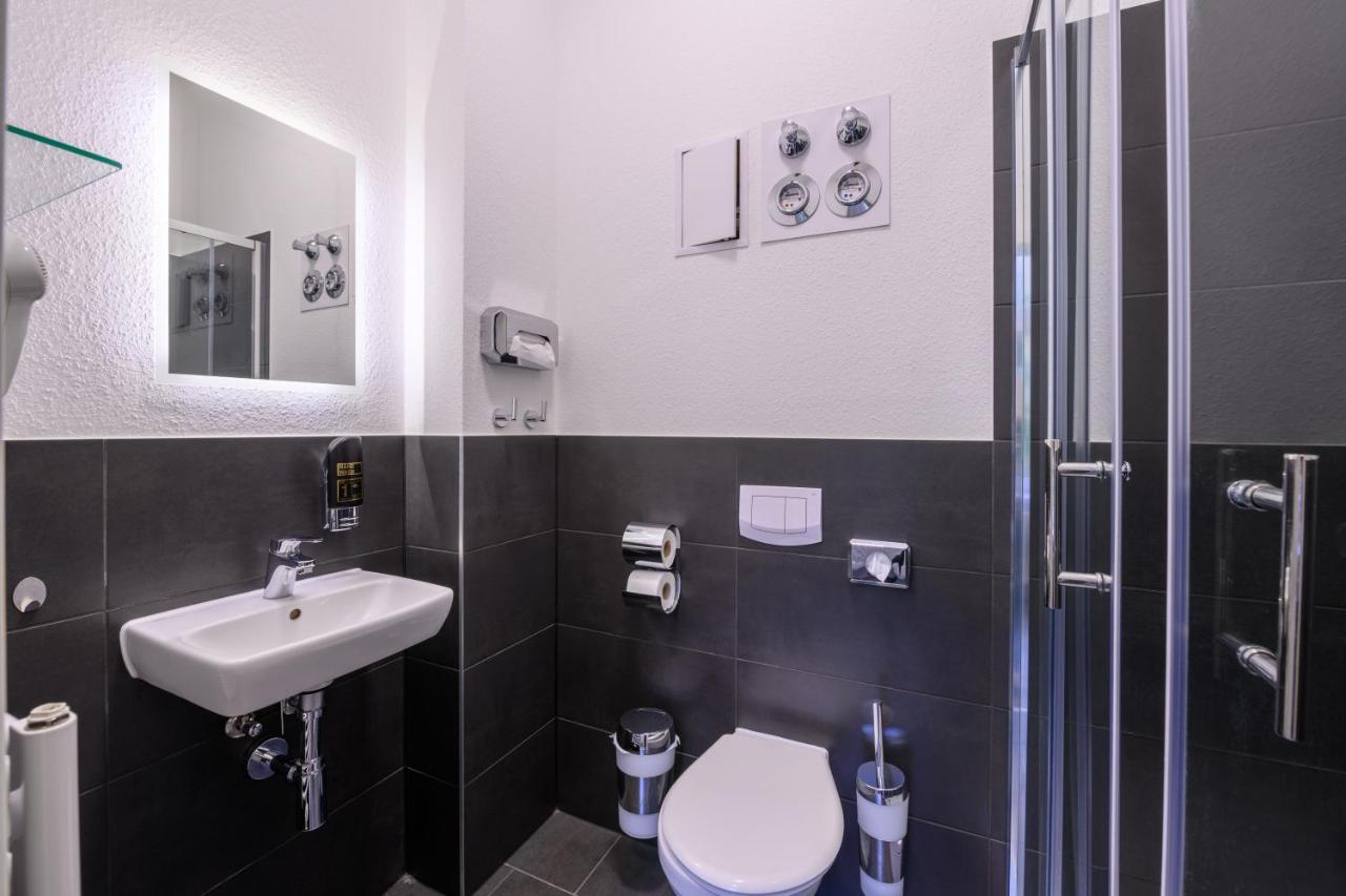 Royale Apartaments Central City โคโลญ ภายนอก รูปภาพ