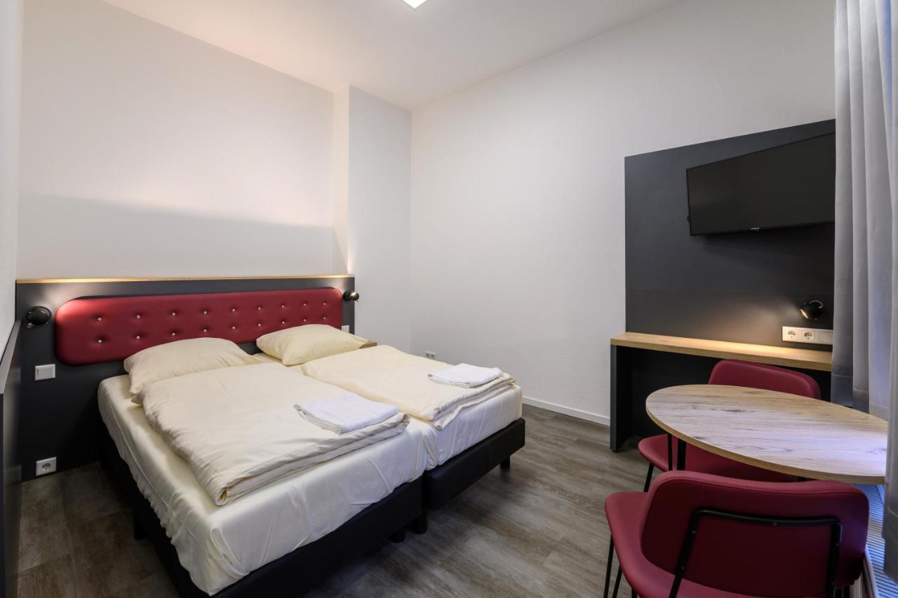 Royale Apartaments Central City โคโลญ ภายนอก รูปภาพ
